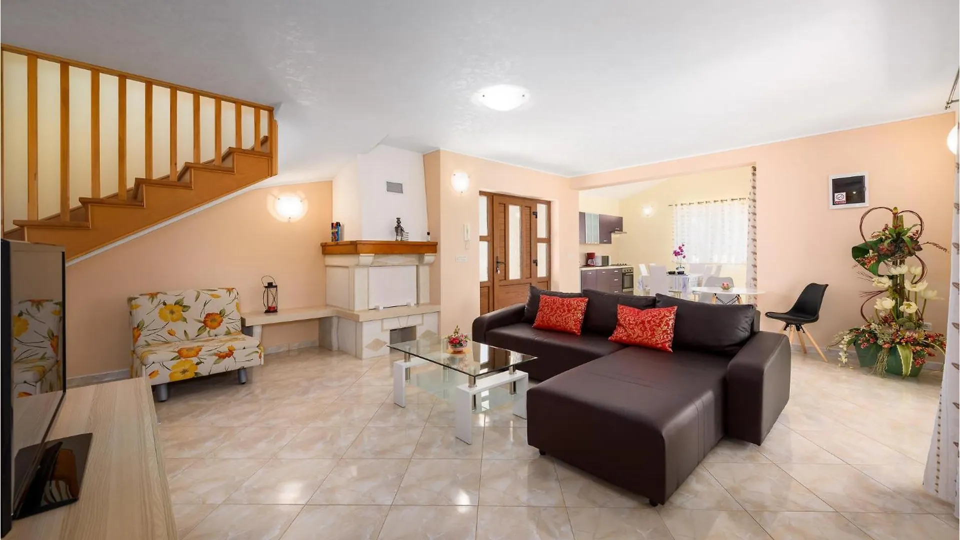 Lovely Home In Tinjan With Wifi 0*,  Κροατία