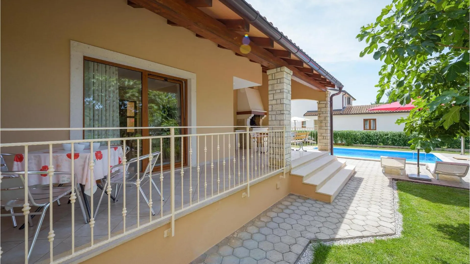 Σπίτι διακοπών Lovely Home In Tinjan With Wifi Κροατία